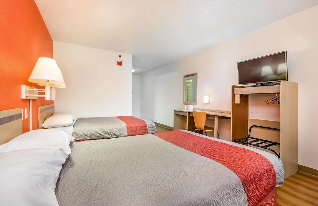 Motel 6 Minneapolis Airport - Mall Of America-1