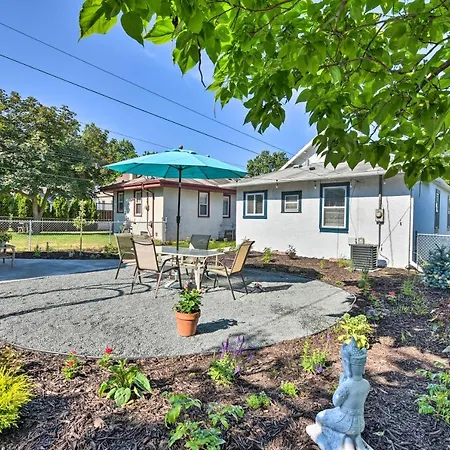 Bright Minneapolis Home 2 Mi To Minnehaha Falls!-2