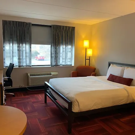 University Inn-2